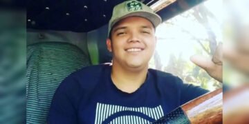 ¡Se fue al abismo! Identifican a joven que cayó con su camión al río Cauca