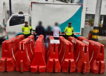 ¡Robaron y fueron pillados! Tres detenidos con maletines de señalización vial