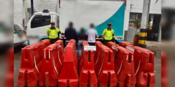 ¡Robaron y fueron pillados! Tres detenidos con maletines de señalización vial