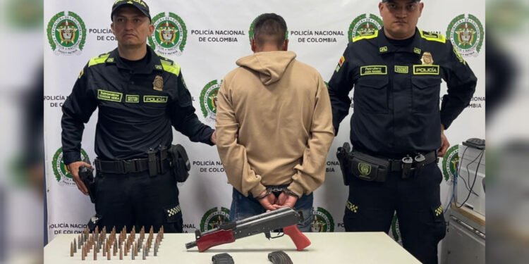 ¡Armado hasta los dientes! Presunto del Clan del Golfo cayó en Ibagué