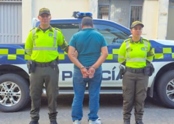 ¡Cayó ‘El Loquillo’! Lo detienen tras atacar a patrullera y le sale orden por abuso