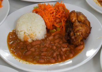 Con compras locales y apoyo al campo, el  PAE fortalece la alimentación escolar c