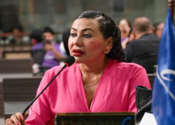 Concejal Sandra Varón se opuso a propuesta de intervenir el Hospital Federico Lleras Acosta