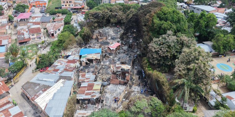Alcaldía de Ibagué declara calamidad pública por incendio en el sector Los Álamos