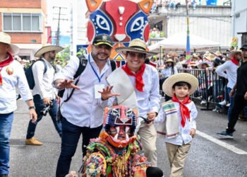 Más de 600 policías reforzarán seguridad durante el Festival Folclórico Colombiano