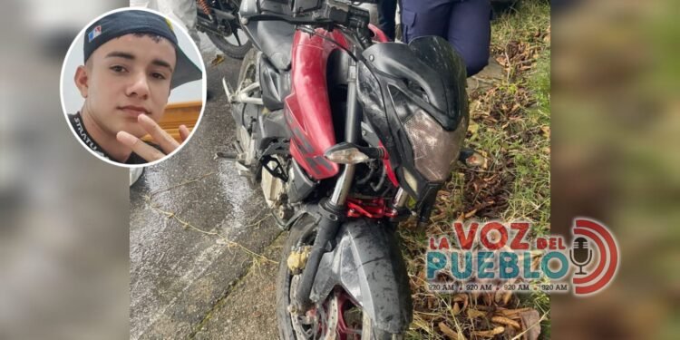 Falleció motociclista tras un violento choque contra un árbol en Chaparral