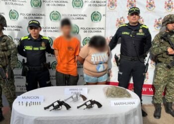 ¡Qué bonita familia! Cayó madre e hijo con armas y droga en Ataco – Tolima