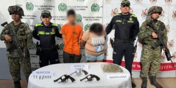 ¡Qué bonita familia! Cayó madre e hijo con armas y droga en Ataco – Tolima