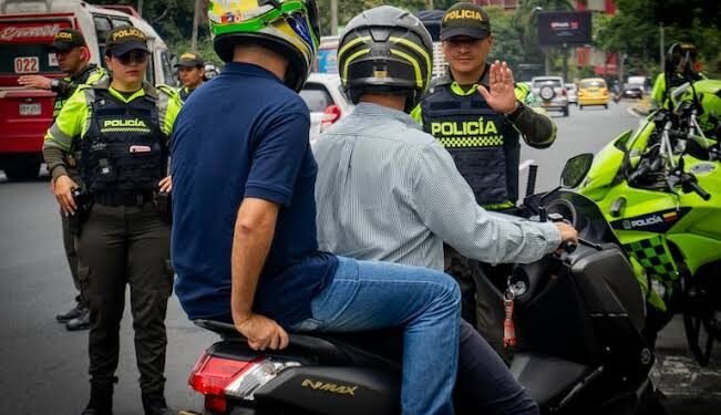 Prohíben parrillero hombre, ley seca y publicidad política en vehículos en El Espinal