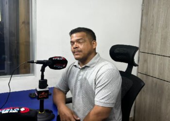 Padre de menor reportada como desaparecida asegura que no le informan dónde está su hija