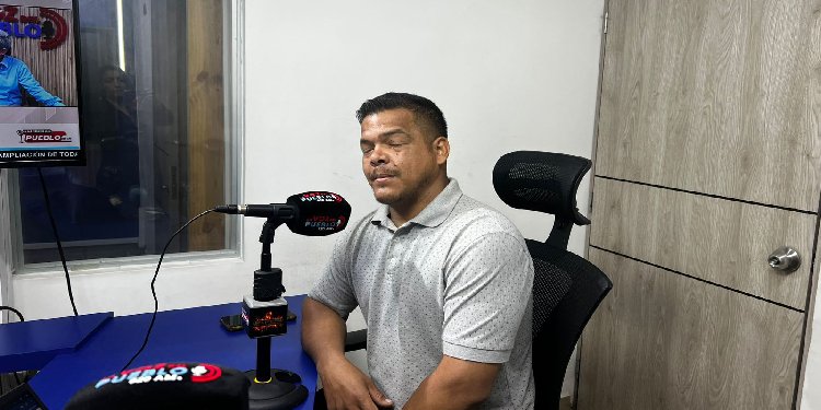 Padre de menor reportada como desaparecida asegura que no le informan dónde está su hija
