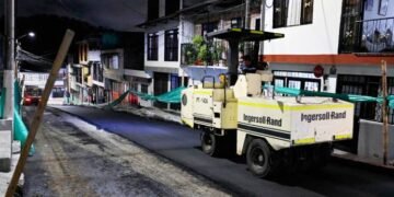 Alcaldía de Ibagué pavimentó cuatro cuadras en el barrio Los Ciruelos
