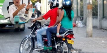 Menores al volante sin casco y sin permisos genera preocupación en el Tolima