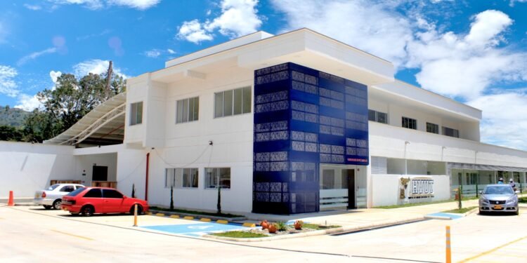 ¡Estrenarán ecógrafo! Rector de la Universidad del Tolima anuncia modernización tecnológica del Hospital Veterinario