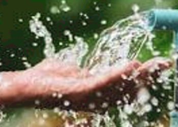 Recomiendan almacenamiento de agua y ahorro ante temporada seca en Ibagué