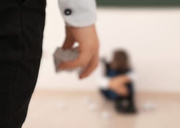 Padre denuncia caso de bullying escolar tras intento de suicidio de niña de 10 años