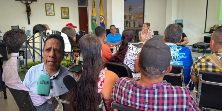 “No nos echen la comunidad encima”: alcalde de Chaparral responde por crisis del avalúo catastral
