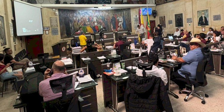 Concejo de Ibagué aprobó restricción al uso de celulares en menores de 14 años