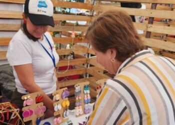Este viernes 8 de mayo en la Plaza de Bolívar, mujeres emprendedoras tendrán su feria