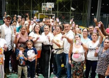 Alcaldesa Aranda anunció mejoramiento de vivienda a más de 60 familias de Villa del Sol en Ibagué