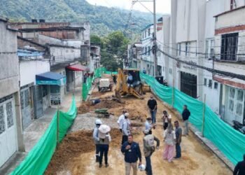Alcaldesa Aranda recorrió obras que mejorarán cerca de 20 cuadras en la comuna 2 de Ibagué