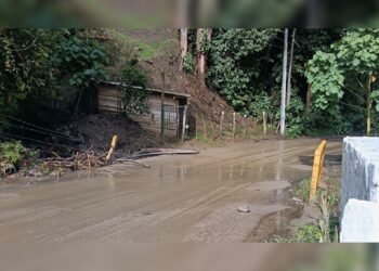 Bomberos atendieron varias emergencias y continúa monitoreo por fuertes lluvias