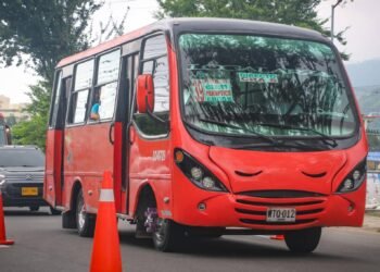 Servicio de transporte público en Ibagué continúa operando durante obras en la comuna 7