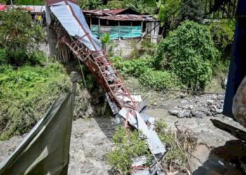 Más de 100 familias siguen afectadas por colapso del puente en Pico de Oro
