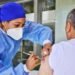 Adultos mayores y pacientes con enfermedades pulmonares, prioridad en vacunación contra influenza