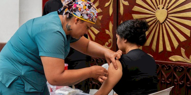 Refuerzan vacunación contra fiebre amarilla y dengue en Ibagué