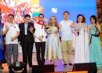 Grupo Esplendor de Chengdú brilló con su espectáculo en la Concha Acústica Garzón y Collazos 