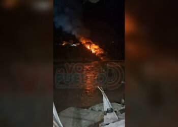 Quema “controlada” de basura casi desata una emergencia en Honda
