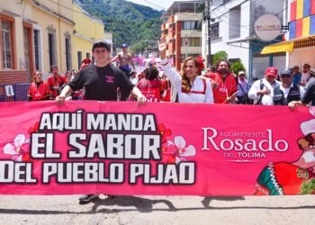Tapa Roja y Aguardiente Rosado del Tolima hicieron historia en el Festival Folclórico Colombiano 2026