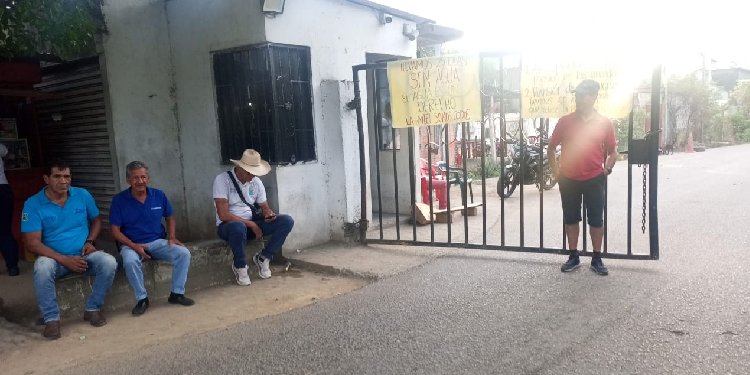 Agua volvió a La Miel y Alcaldía busca que se levante bloqueo al relleno sanitario