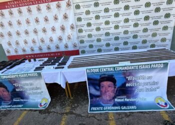 Arsenal oculto en las montañas del Tolima: cinco fusiles y más de 1.700 cartuchos