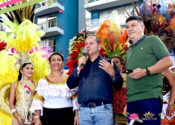 Fernando Ortiz destacó el aporte del Festival Folclórico al trabajo de los diseñadores y empresarios