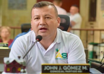Concejal John Gómez cuestiona cumplimiento de la Ley de Cuotas en la Personería de Ibagué