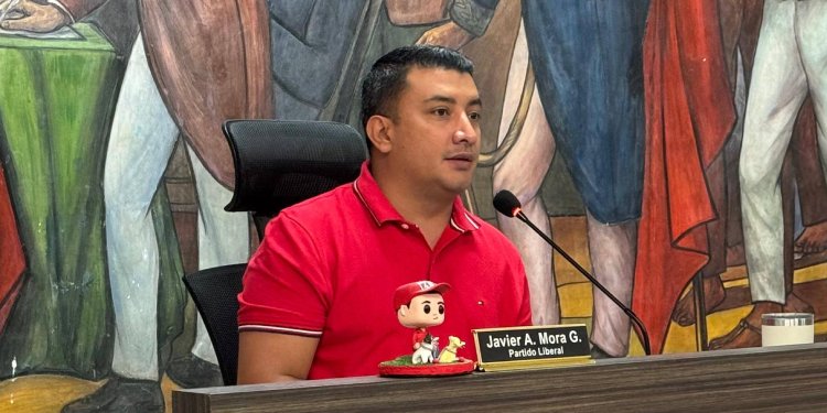 Javier Mora considera que el Partido Liberal no debería respaldar a Abelardo de la Espriella en segunda vuelta