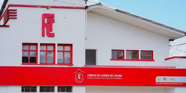 Aguardiente Tapa Roja Special gana, por segundo año consecutivo, la Estrella de Oro otorgada por el International Taste Institute de Bruselas