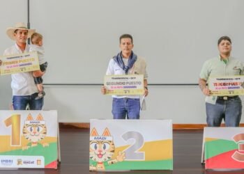 Premiaron a los conductores de busetas que ganaron el concurso de la Ruta Sanjuanera