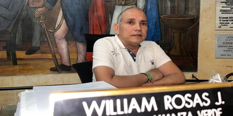 Concejal William Rosas defiende gestión del ministro Guillermo Alfonso Jaramillo en el sector salud