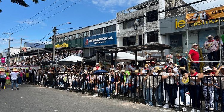 Alcaldía de Ibagué abrió convocatoria para permisos de aprovechamiento económico durante los desfiles de San Juan y San Pedro
