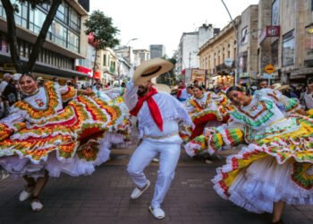 En Bogotá se llevó a cabo el  lanzamiento del 52° Festival Folclórico Colombiano