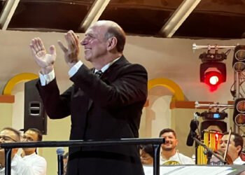 Director de  concierto de la Orquesta Sinfónica Nacional destacó la acogida del público ibaguereño y reconoció al maestro César Zambrano