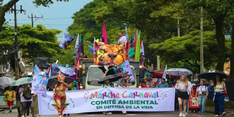El candidato Iván Cepeda podría estar en la Marcha Carnaval