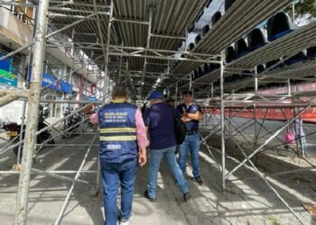Autoridades inspeccionarán graderías y tarimas antes de los desfiles del Festival Folclórico
