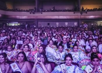 Más de 1.000 personas asistieron al lanzamiento del 52° Festival Folclórico Colombiano en Ibagué