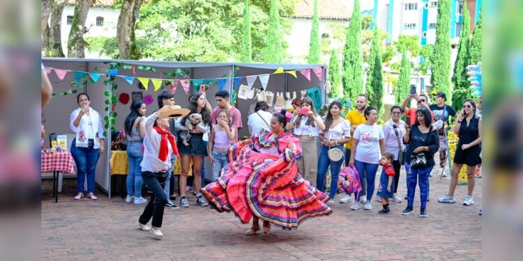 Este domingo habrá feria gastronómica en el Panóptico con productos típicos y emprendimientos locales