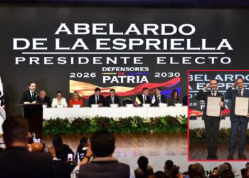“Tienen un mes para someterse”: De La Espriella declara ultimátum a grupos criminales tras recibir credencial presidencial