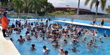 Disfrute de un buen plan este puente festivo en la Piscina de Olas del Parque Deportivo 